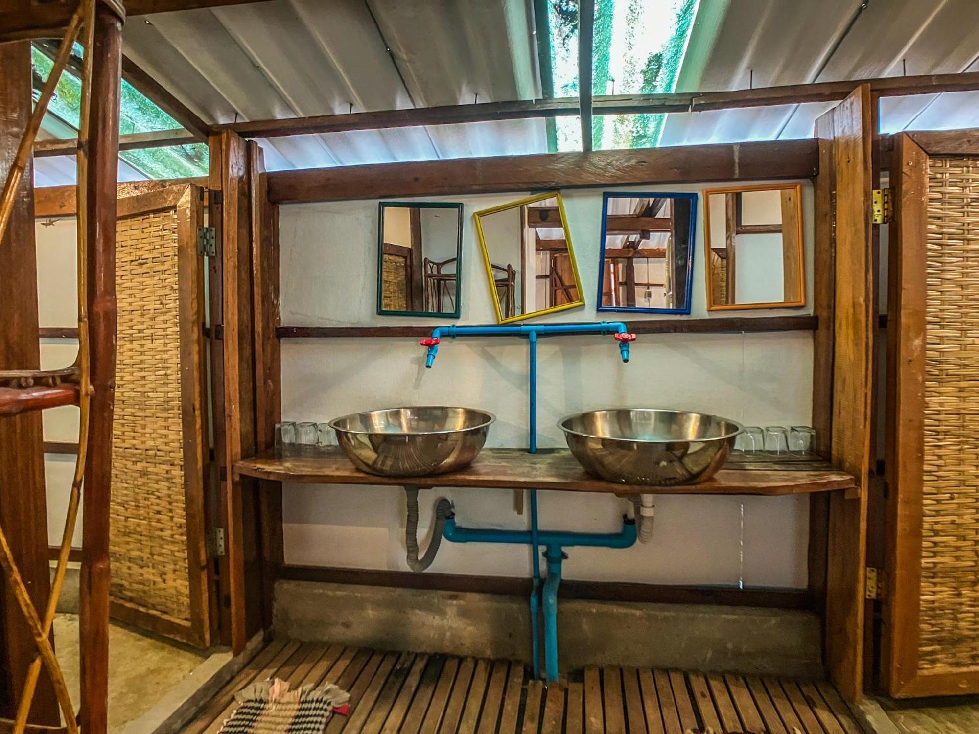 Palm Beach Bungalow Resort Prek Svay Village Bilik gambar