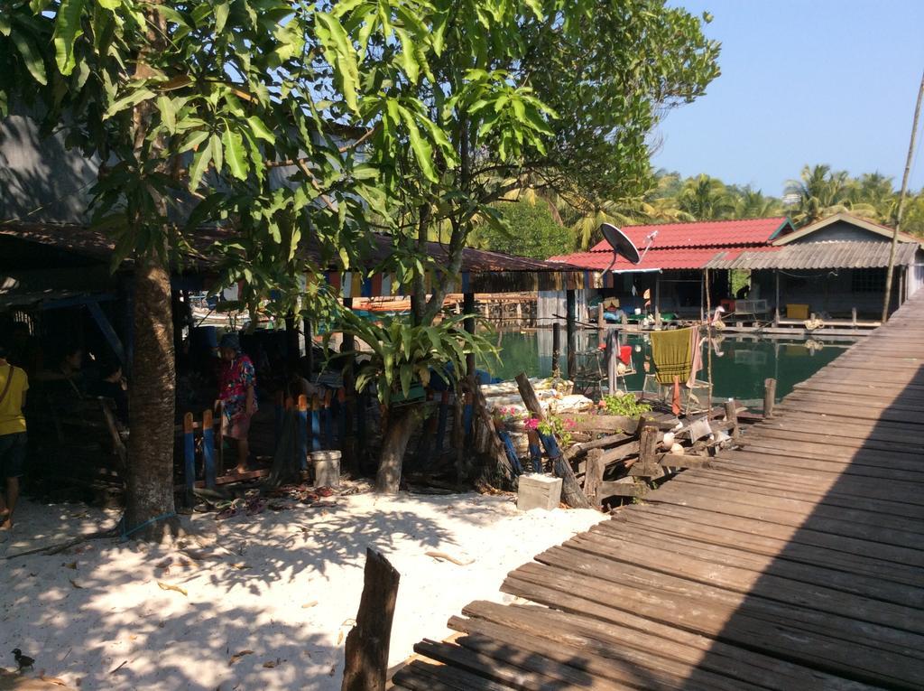 Palm Beach Bungalow Resort Prek Svay Village Luaran gambar