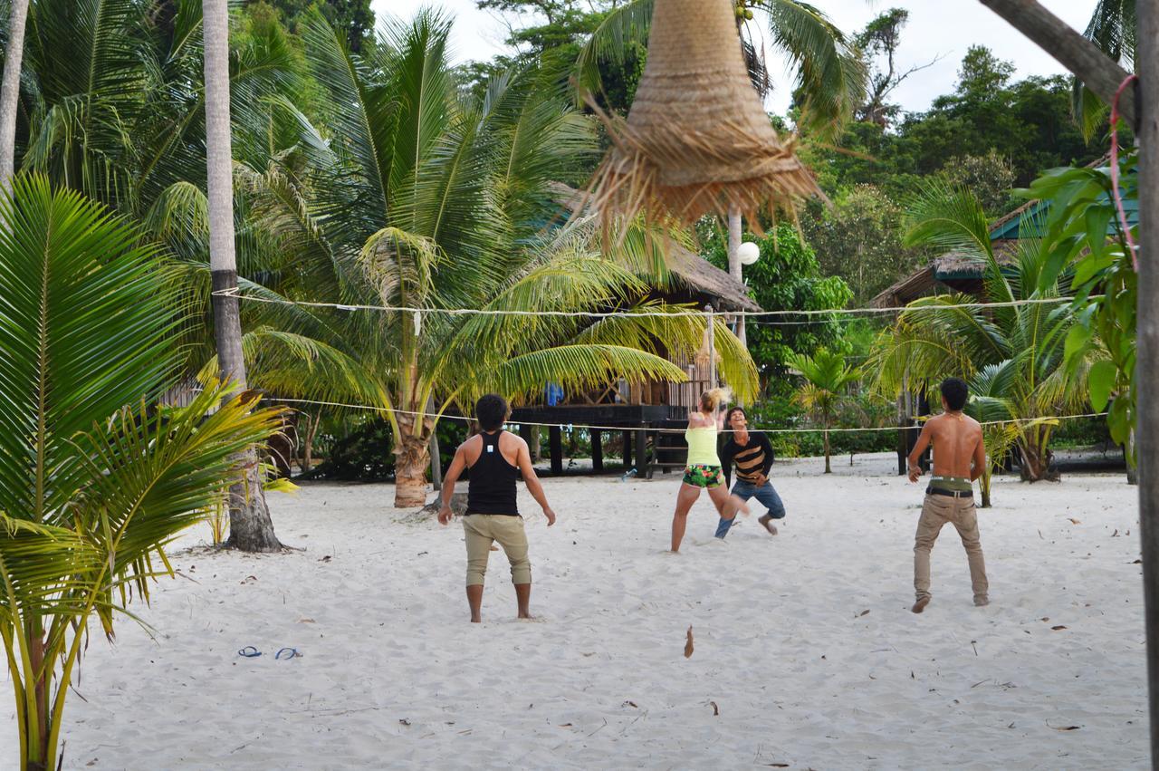 Palm Beach Bungalow Resort Prek Svay Village Luaran gambar